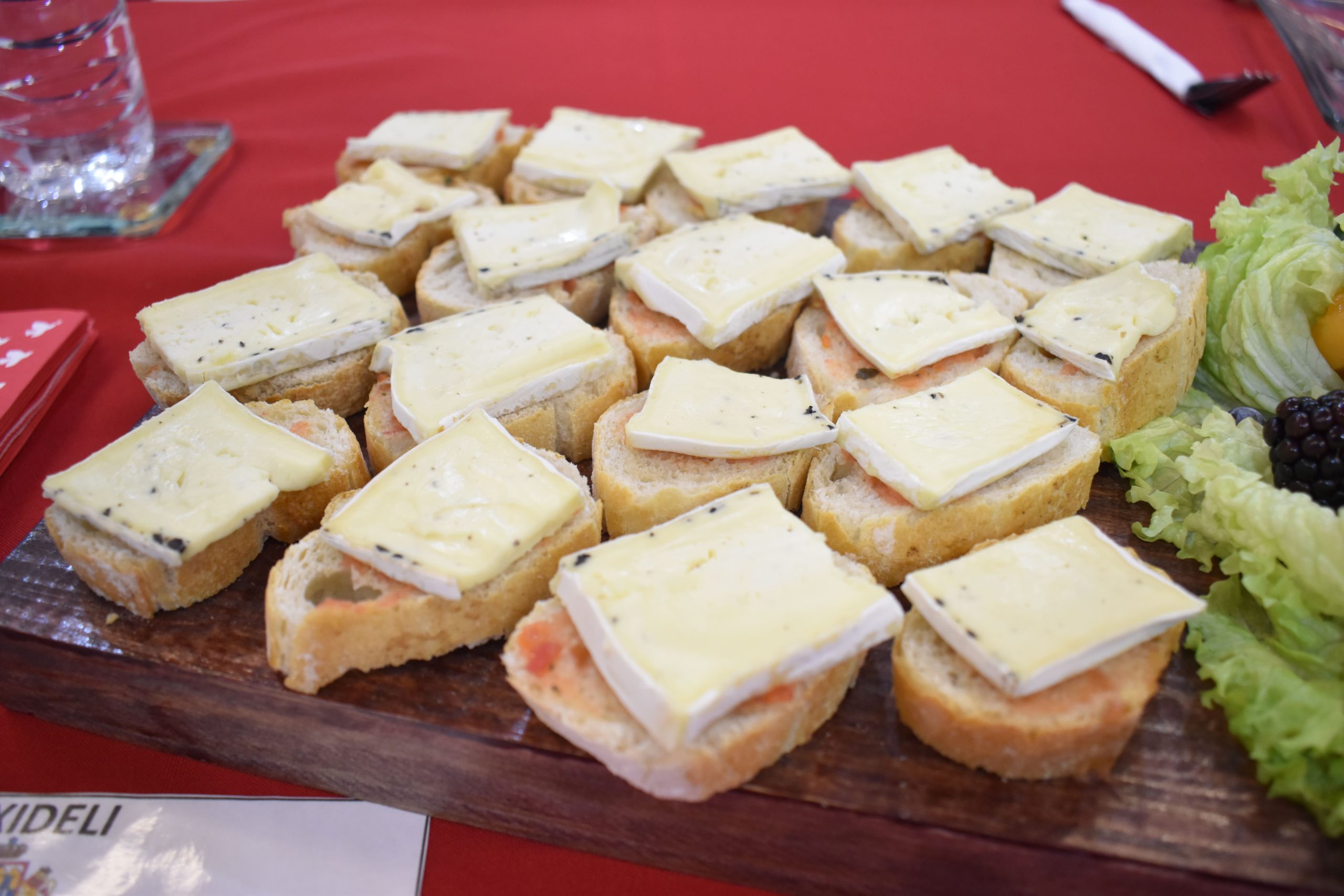 Tabla de quesos para aperitivo - La Casa de los Quesos